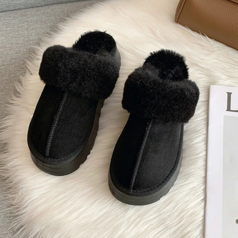Velora Cozy Slippers