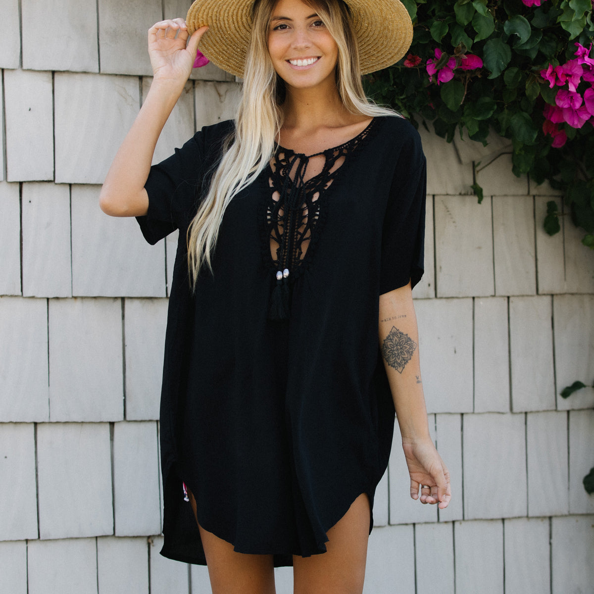 Solid Color V Neck Lace Swimwear Cover Up